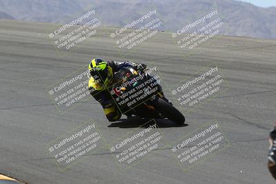 media/Apr-10-2022-SoCal Trackdays (Sun) [[f104b12566]]/Bowl (11am)/